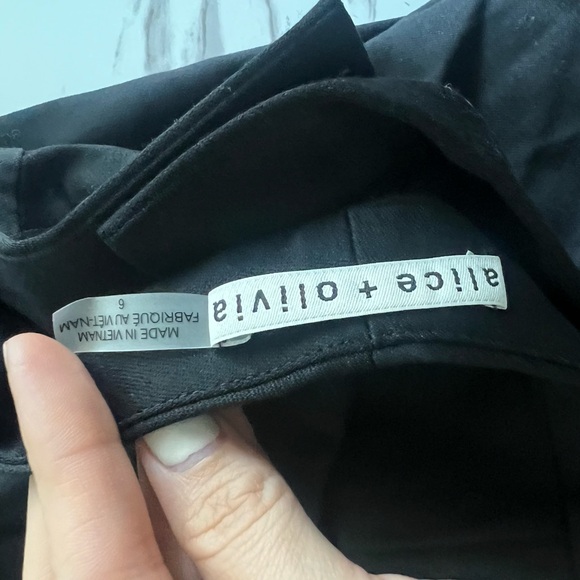 ALICE+OLIVIA Samuel pleat pant - Picture 5 of 11